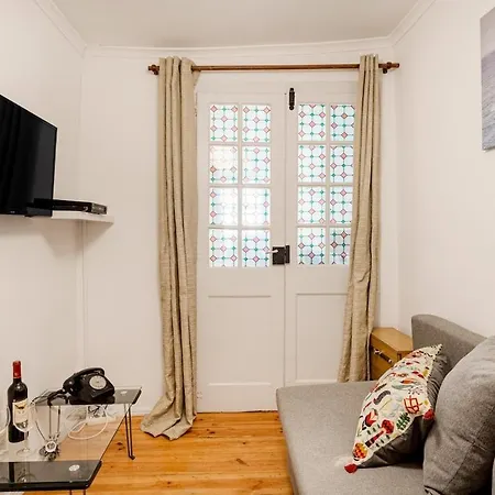 Chiado Cozy Loft * Lisbon