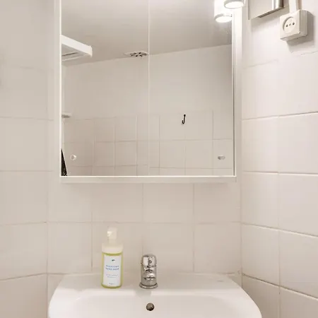 Cozy Loft In Historic Chiado 아파트 *
