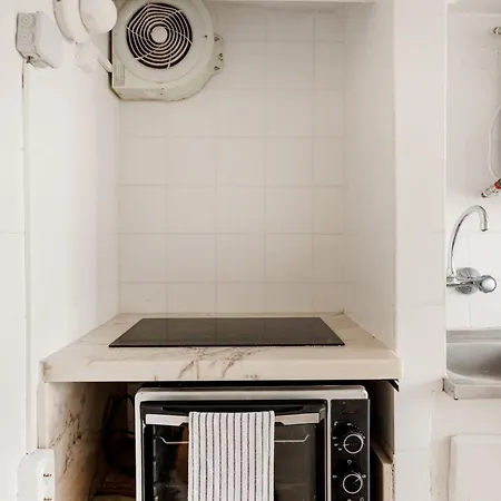 아파트 Cozy Loft In Historic Chiado 리스본