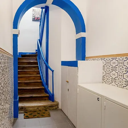 Cozy Loft In Historic Chiado Lisbon